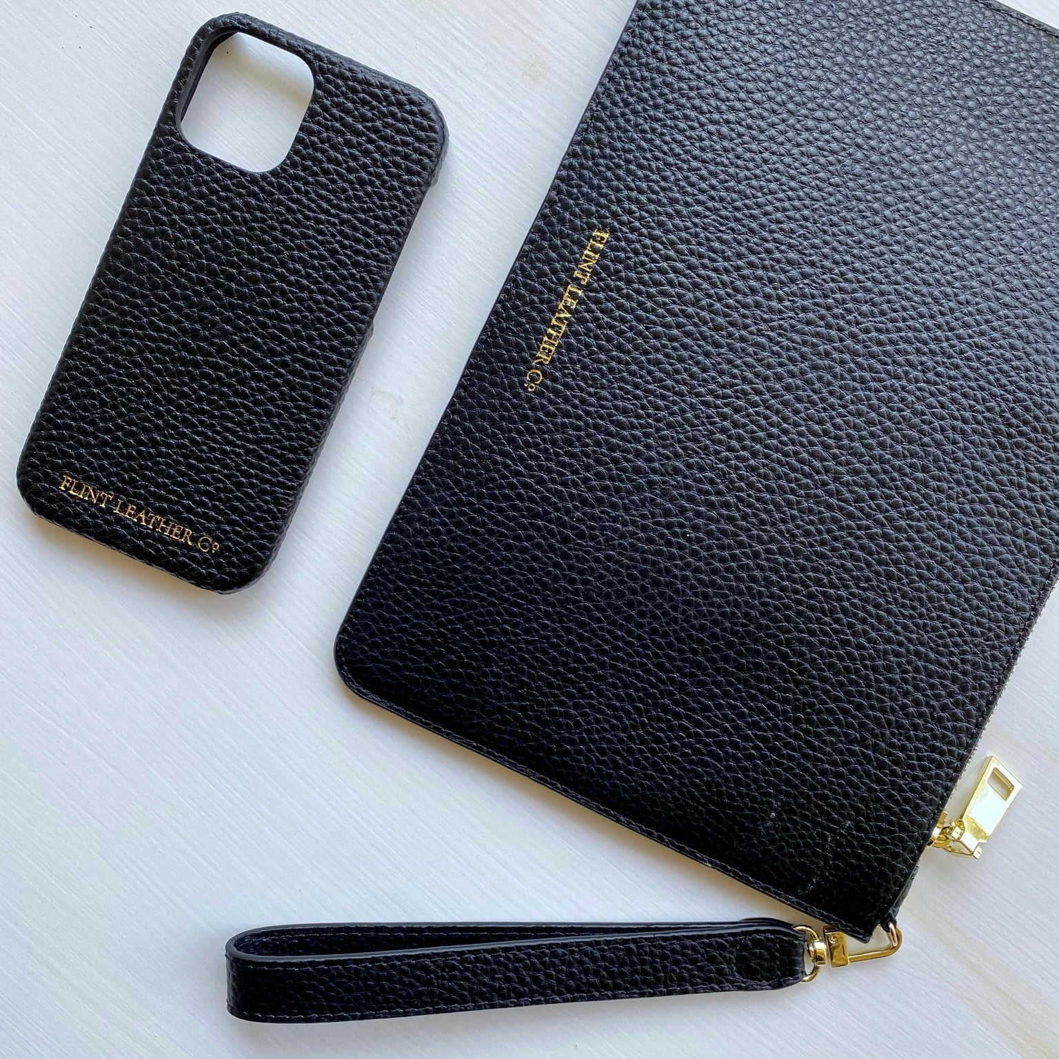 Pebble Clutch