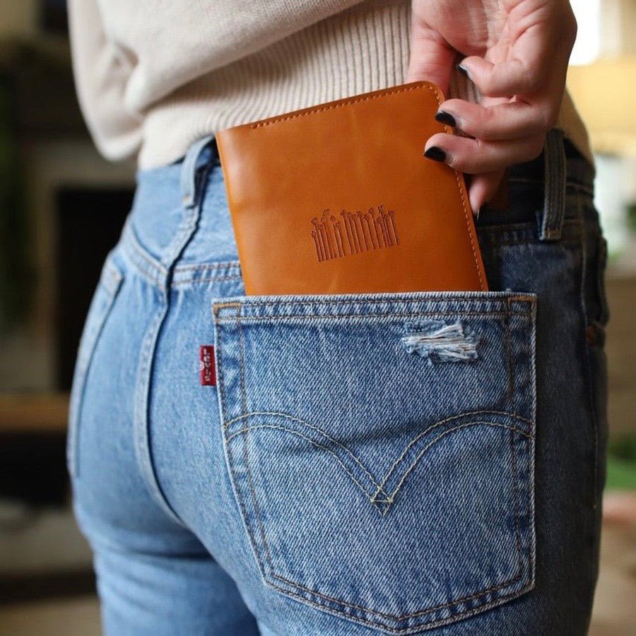 Avis Pocket Journal