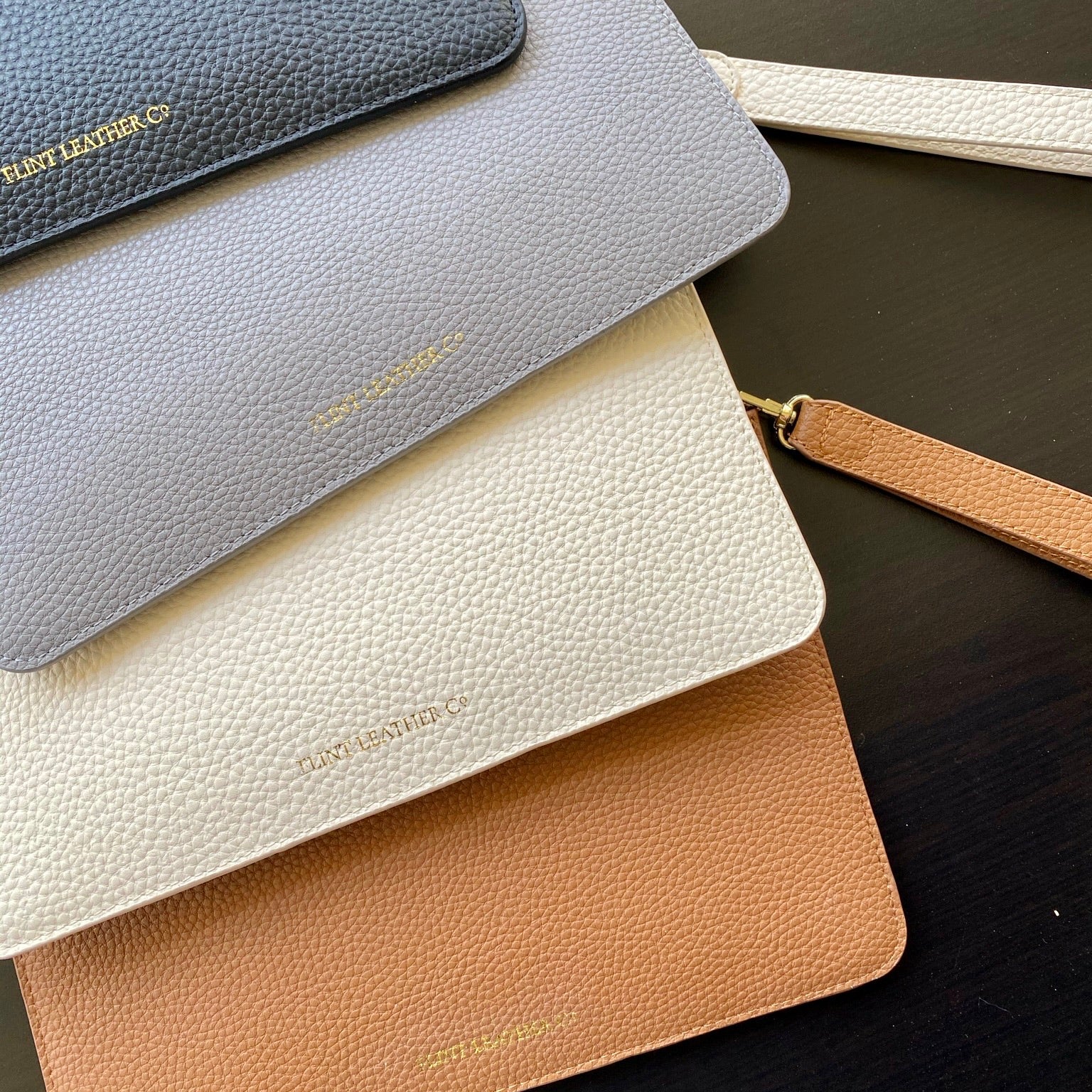 Pebble Clutch